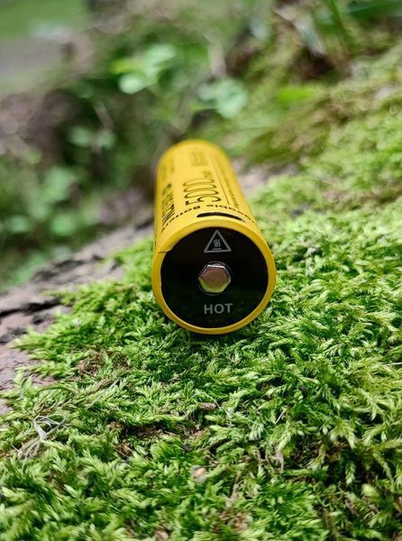 Nitecore NL2150R Акумулятор 21700 (5000mAh) з USB виходом для зарядки 010704 фото