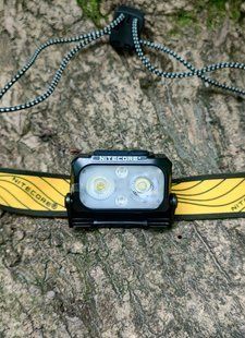 Ультралегкий налобний ліхтар Nitecore NU25 NEW, чорний 010207 фото