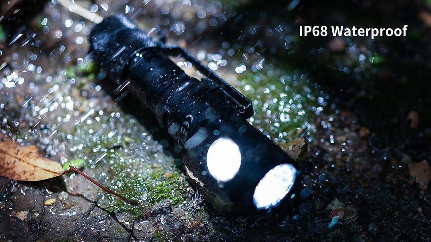 Ручний ліхтар з поворотною головою і двома джерелами світла Wuben L1 (Luminus SST-40-W + NICHIA 519A, 2000Лм, 350м, 1*21700) 160108.1 фото