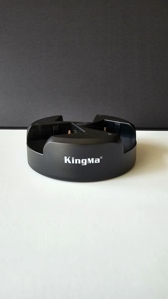 Трёхканальное зарядное устройство KingMa BM046-F970 для аккумуляторных батарей типа NP-F 100821.2 фото