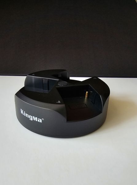 Трёхканальное зарядное устройство KingMa BM046-F970 для аккумуляторных батарей типа NP-F 100821.2 фото